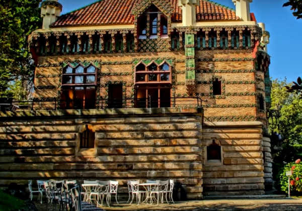 Edificio “El Capricho de Gaudí” en Comillas (Cantabria)