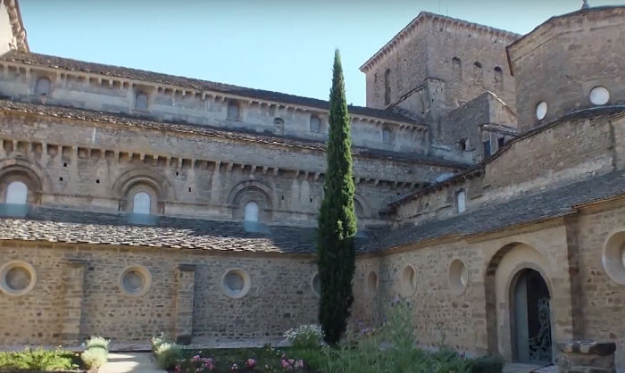 Visitar la Catedral de San Pedro en Jaca (España)