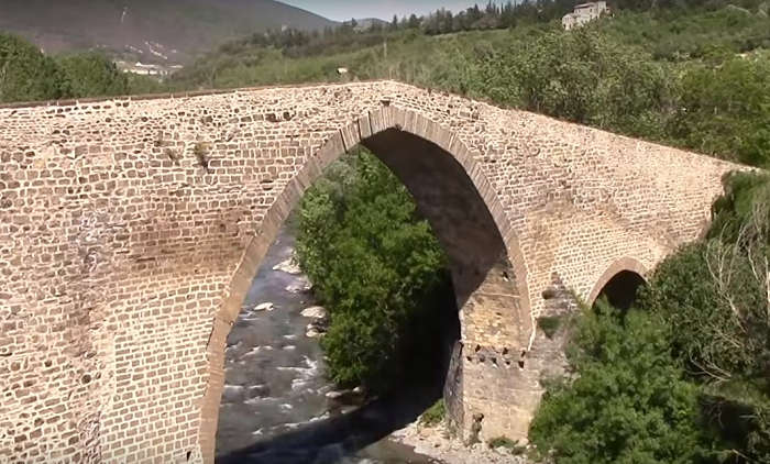 Puente de San Miguel en tu escapada de fin de semana a Jaca