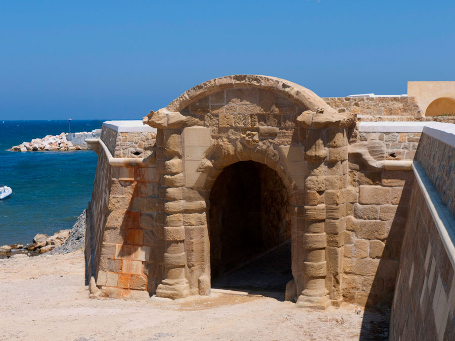 Puerta de Tierra
