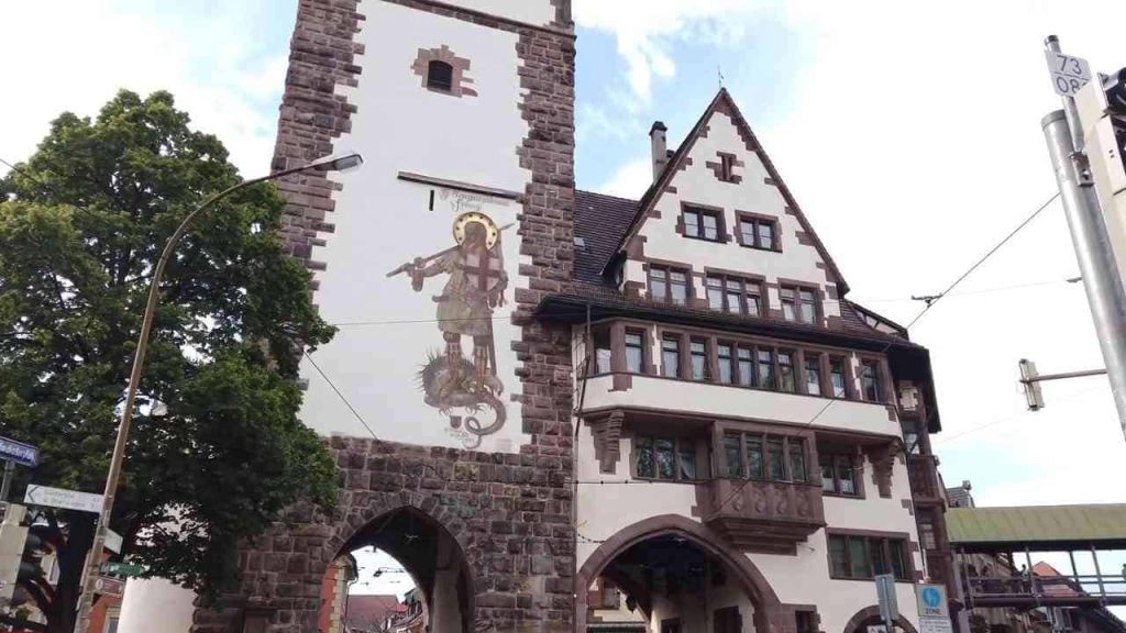 Schwabentor -Puerta de los Suabos- Turismo de Friburgo